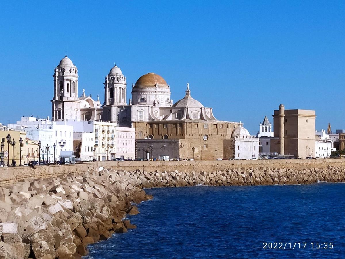 Los Tres Girasoles Cadiz Exterior photo